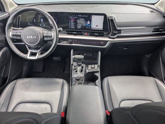 Used 2023 Kia Sportage EX image 15