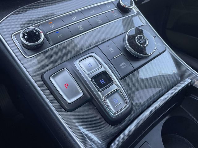 Certified 2023 Hyundai Santa Fe SE image 30