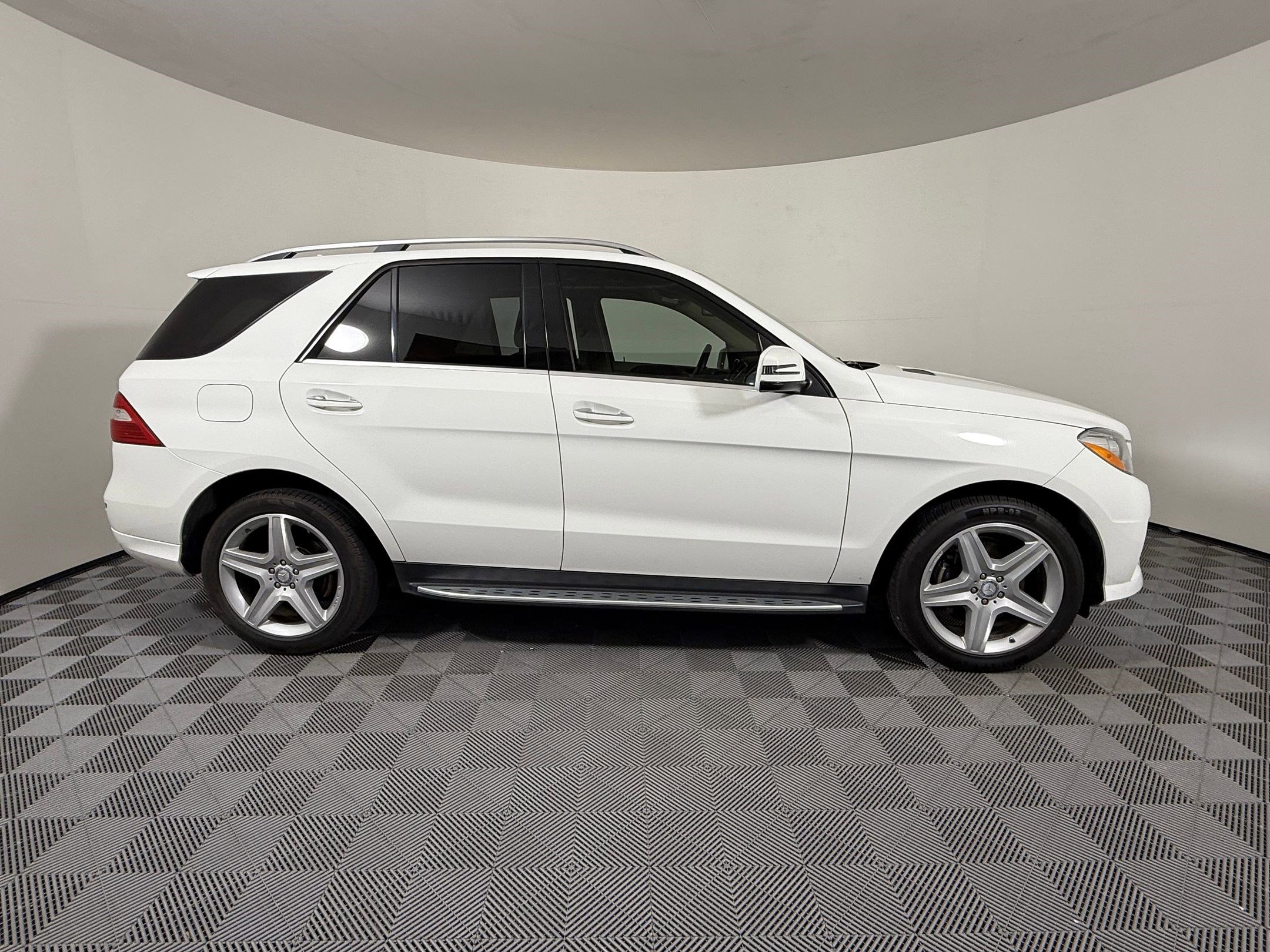 Used 2015 Mercedes-Benz ML 350 2WD image 9