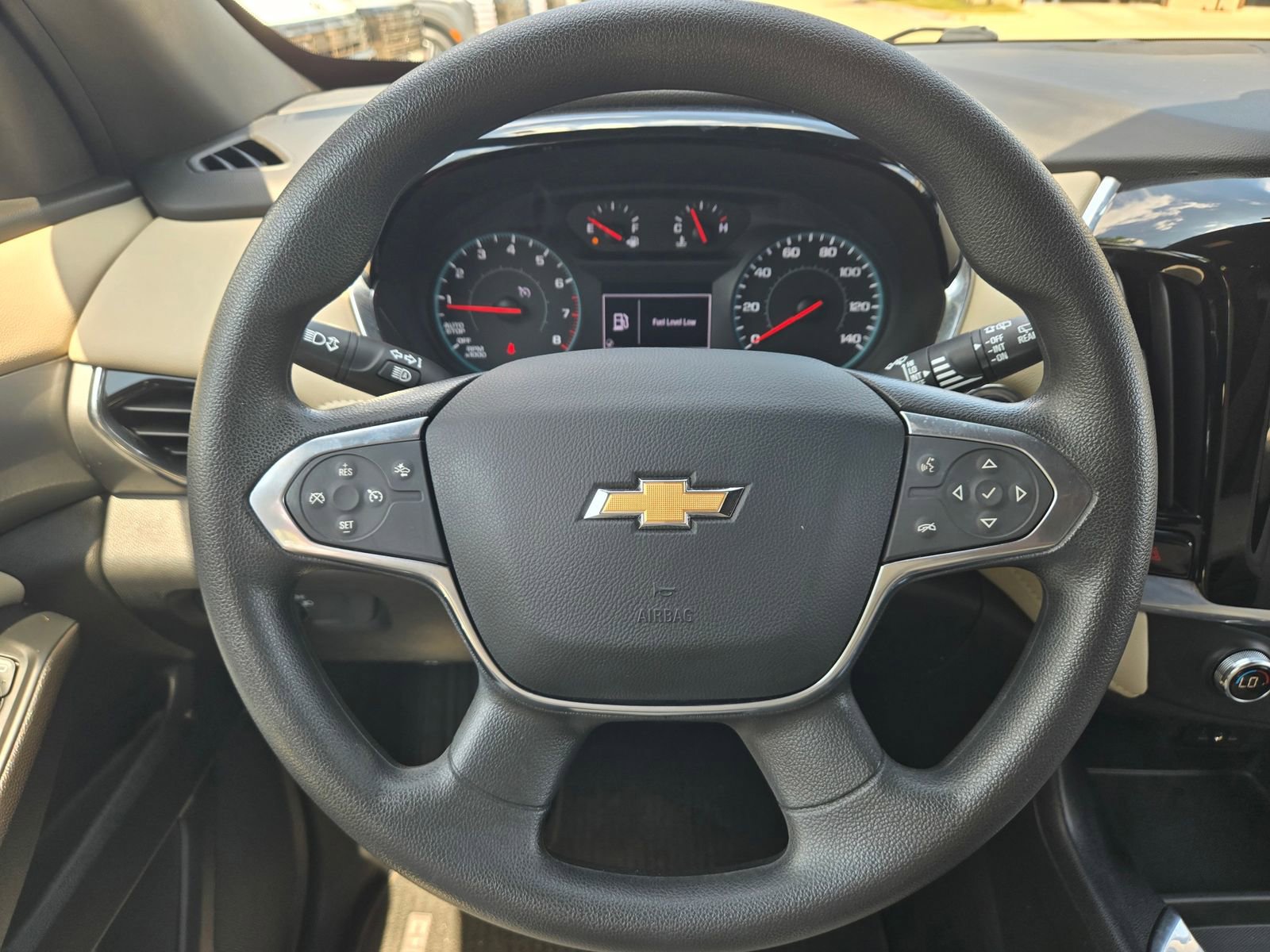Used 2023 Chevrolet Traverse LS w/ Safety Package FWD image 11