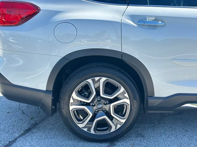 Used 2025 Subaru Ascent Touring AWD/4WD image 9