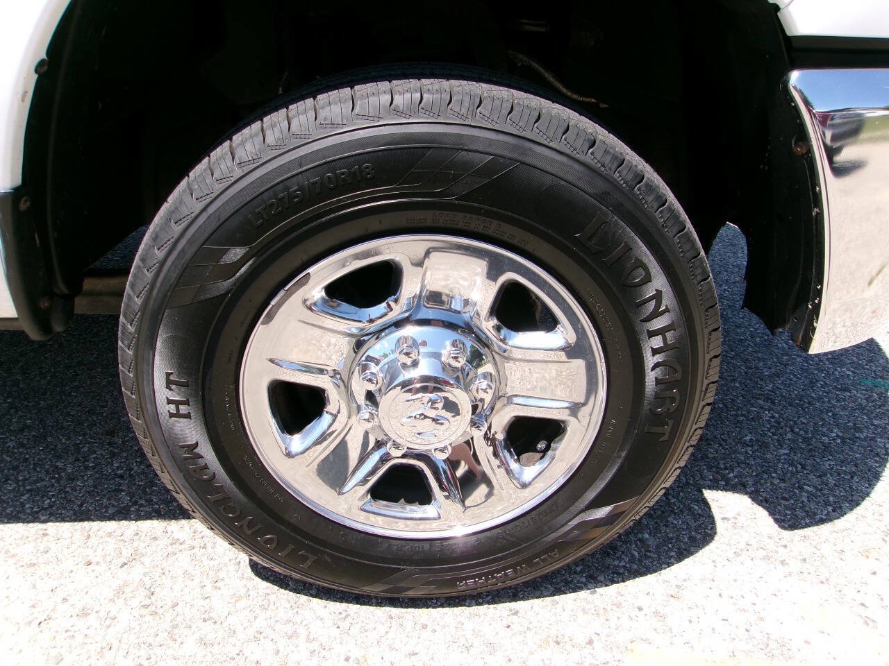 Used 2014 RAM 2500 Tradesman w/ Chrome Appearance Group AWD/4WD image 10