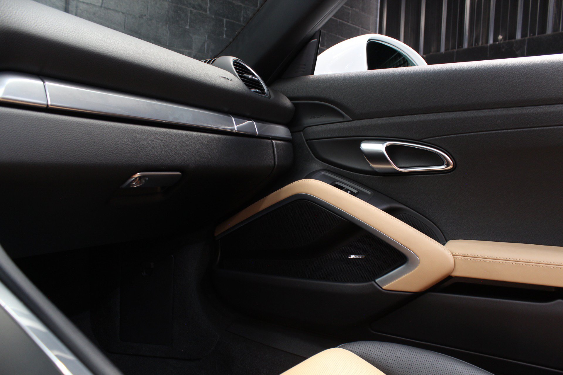 Used 2021 Porsche 718 Boxster w/ Premium Package RWD image 75