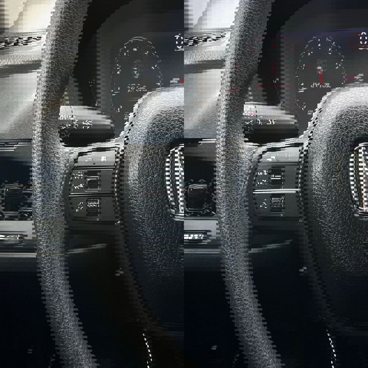 Used 2025 Honda Accord LX image 13