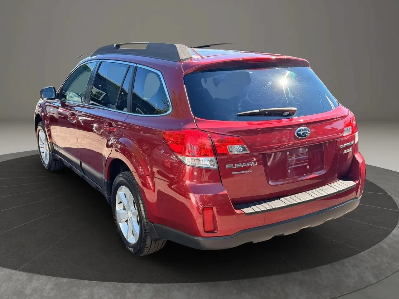 Used 2013 Subaru Outback 2.5i Premium w/ All-Weather Pkg AWD/4WD image 6