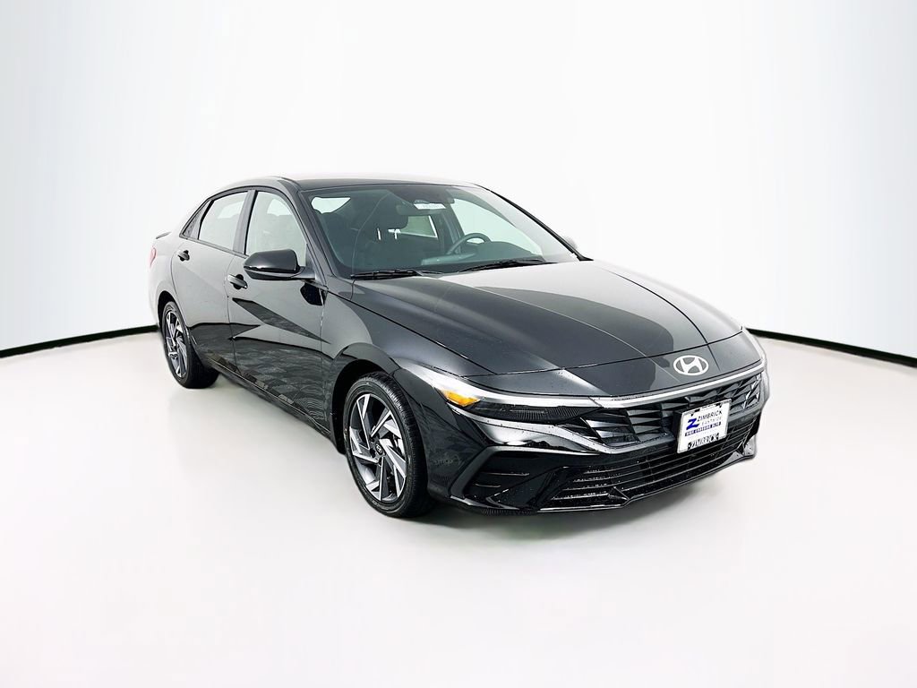 New 2025 Hyundai Elantra SEL