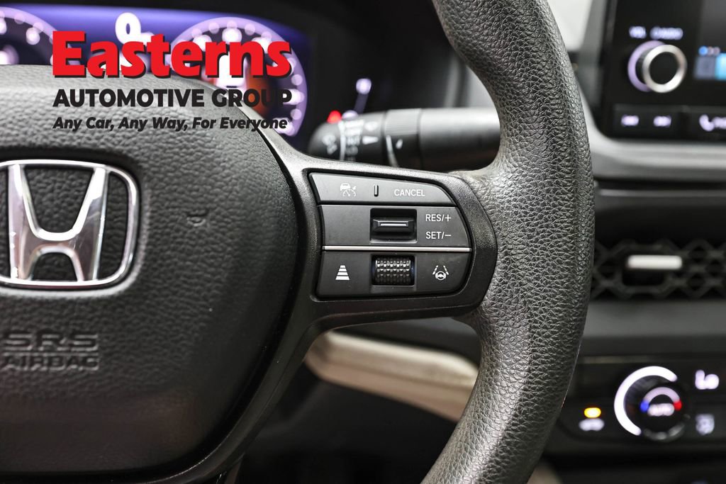 Used 2023 Honda Accord EX image 16