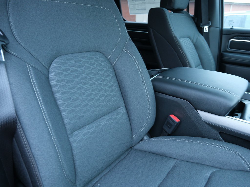New 2026 RAM 1500 Big Horn AWD/4WD image 28