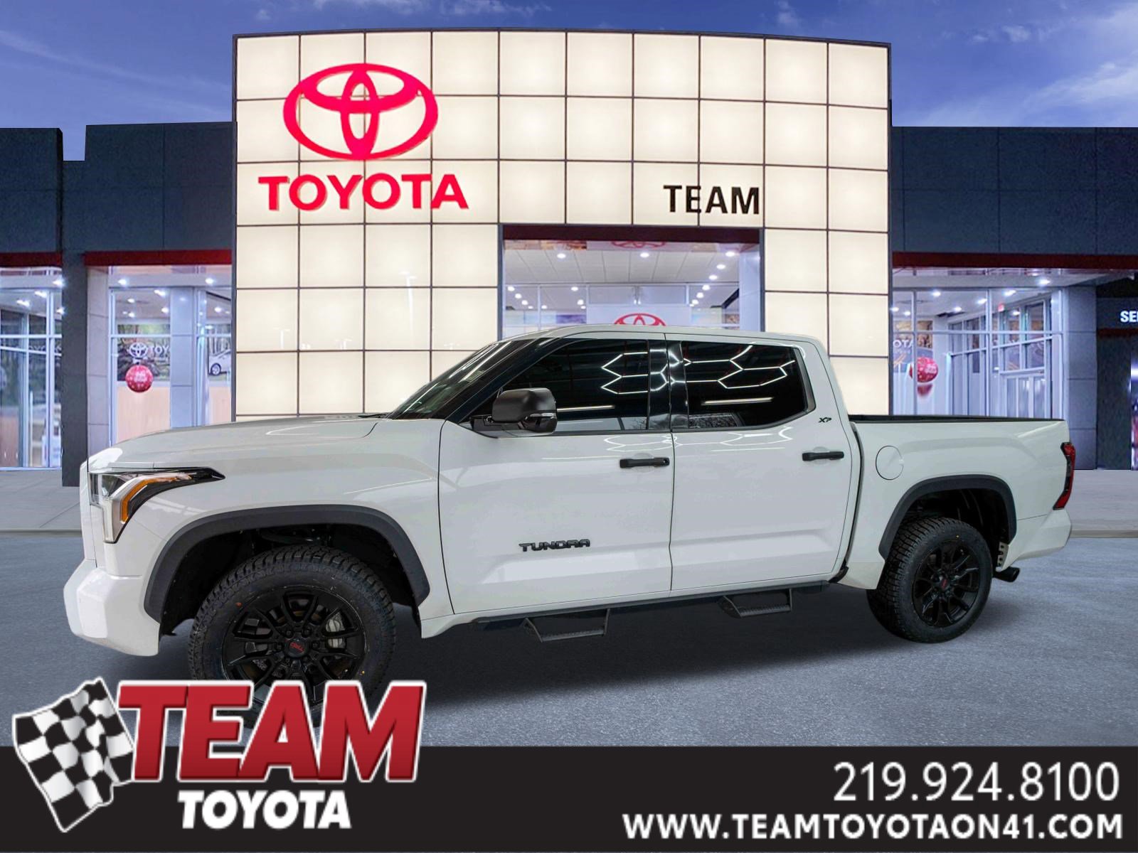 Used 2023 Toyota Tundra SR5 w/ SR5 Convenience Package image 1