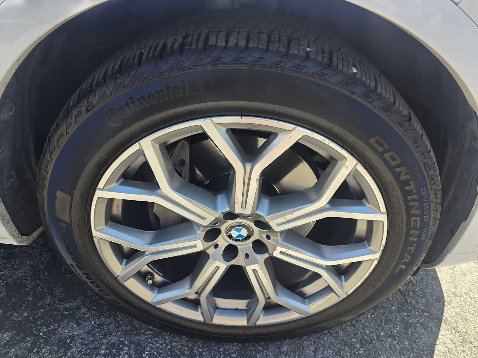 Used 2025 BMW X7 xDrive40i AWD/4WD image 9