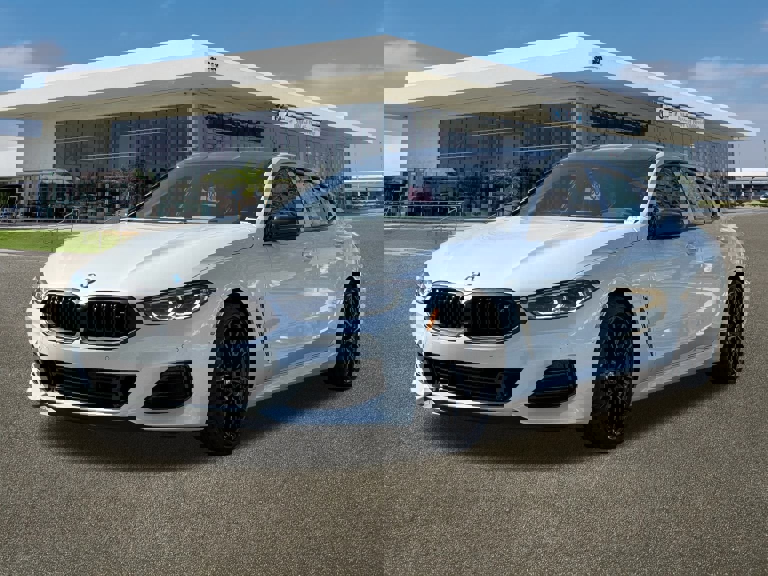 New 2026 BMW M850i xDrive w/ M Carbon Exterior Package image 4