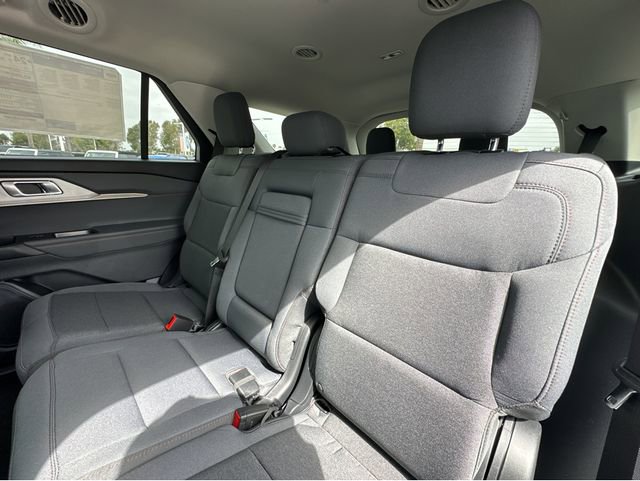 New 2026 Ford Explorer Active RWD image 17