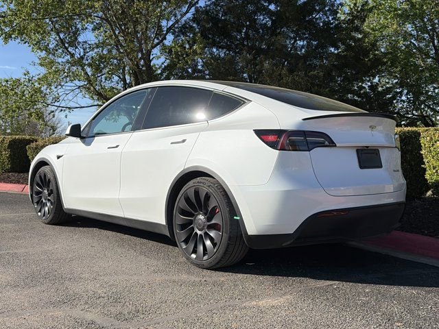 Used 2023 Tesla Model Y Performance AWD/4WD image 6