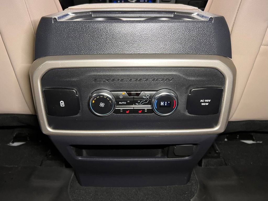 Used 2024 Ford Expedition Limited w/ Excursion Package AWD/4WD image 23