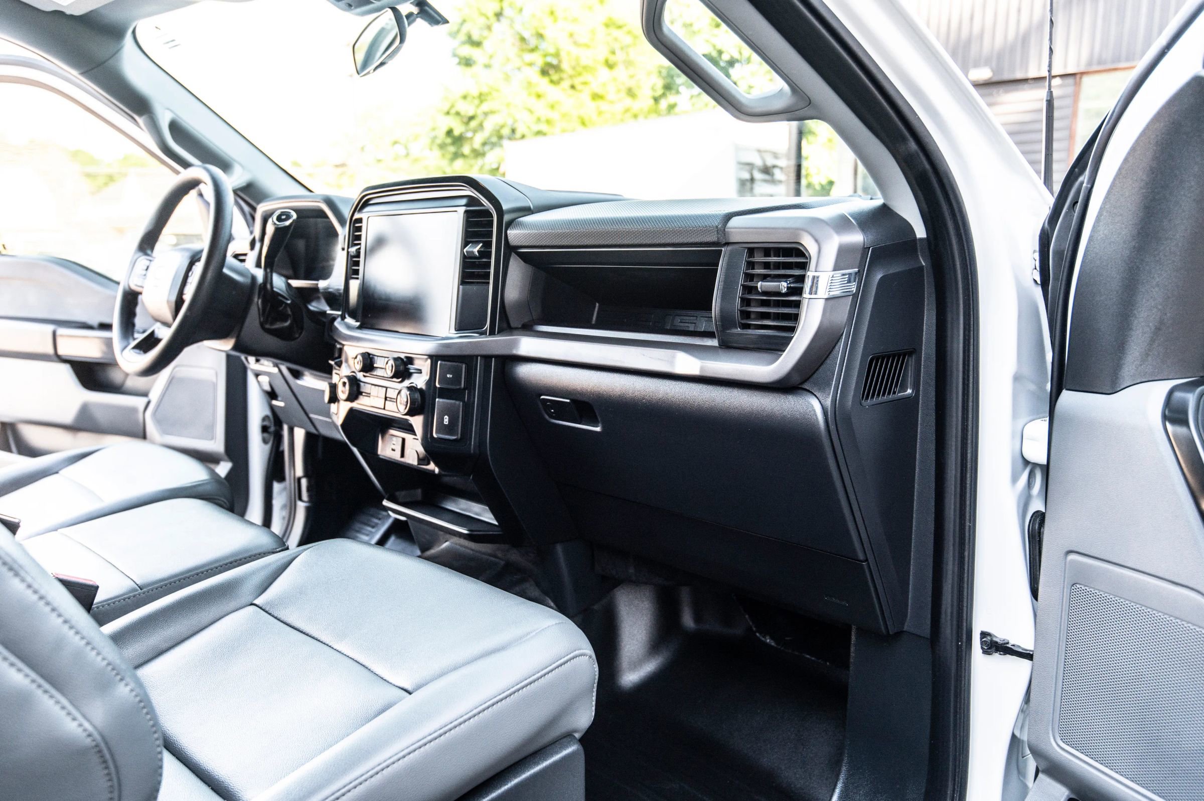 Used 2025 Ford F150 XL AWD/4WD image 40