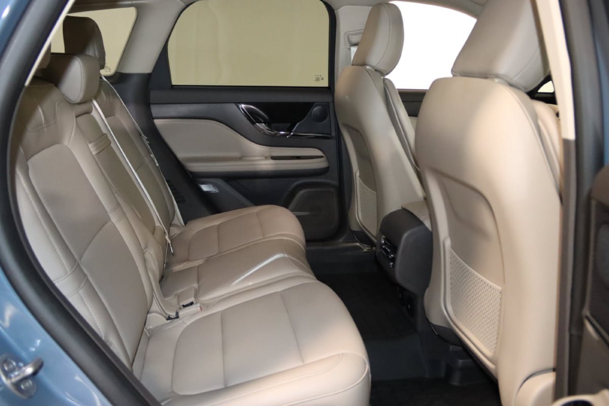 Used 2024 Lincoln Corsair AWD w/ Equipment Group 101A image 55