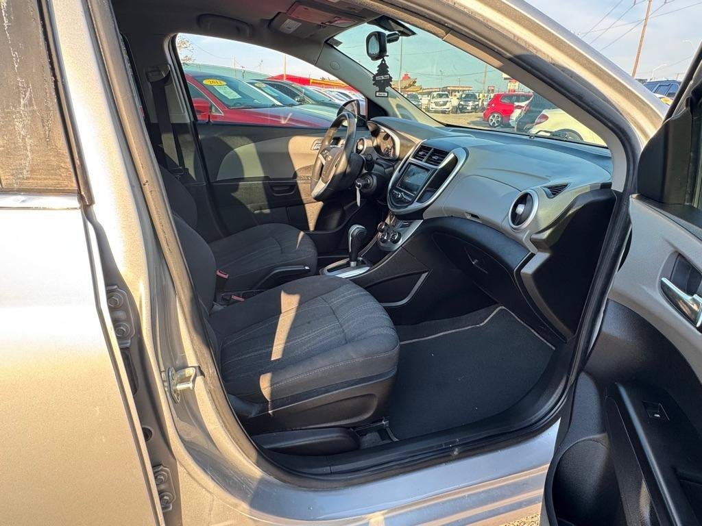 Used 2019 Chevrolet Sonic LT FWD image 13