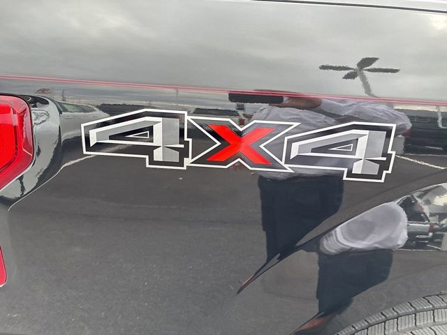 Used 2015 Ford F150 XLT w/ Equipment Group 302A Luxury image 26