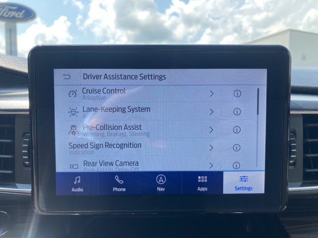 Certified 2022 Ford Explorer Limited w/ Equipment Group 301A AWD/4WD image 19