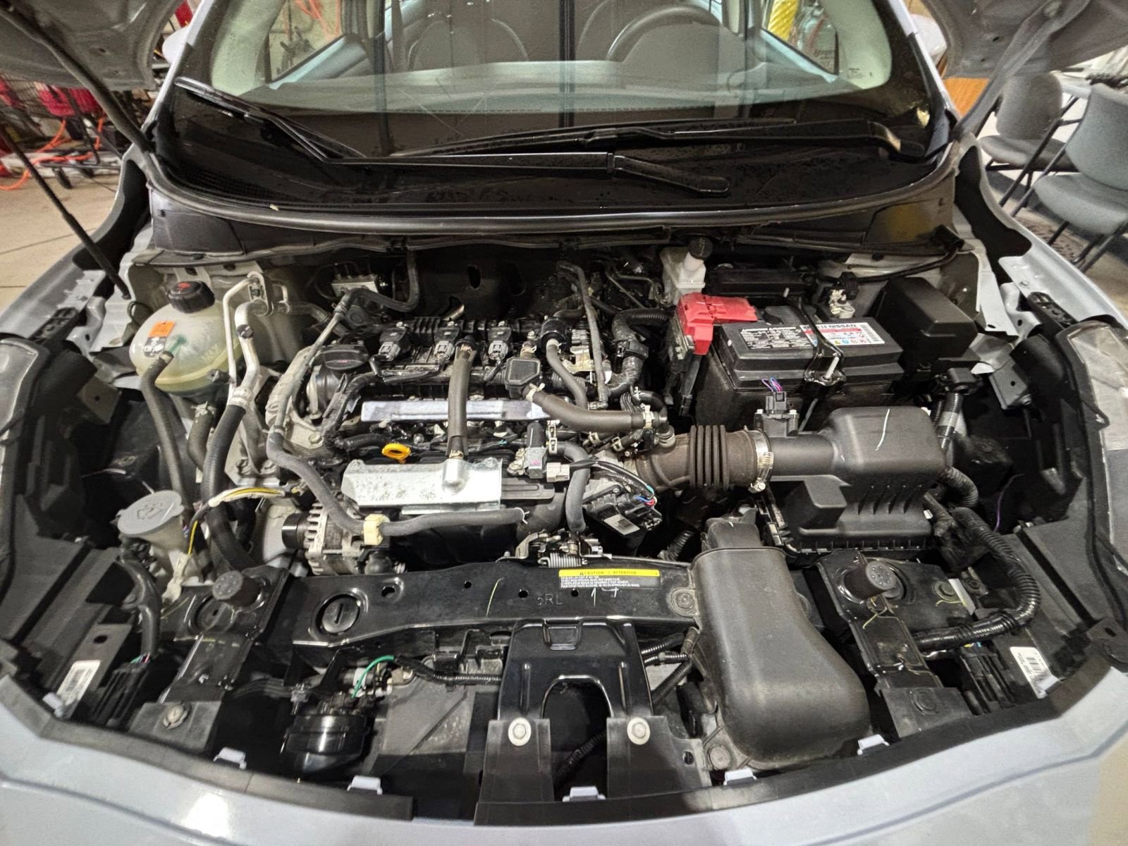 Used 2025 Nissan Versa SV FWD image 30