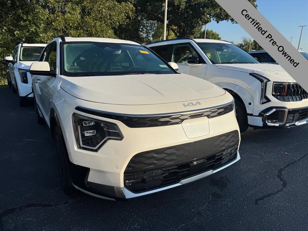 Certified 2024 Kia Niro Wave FWD image 1