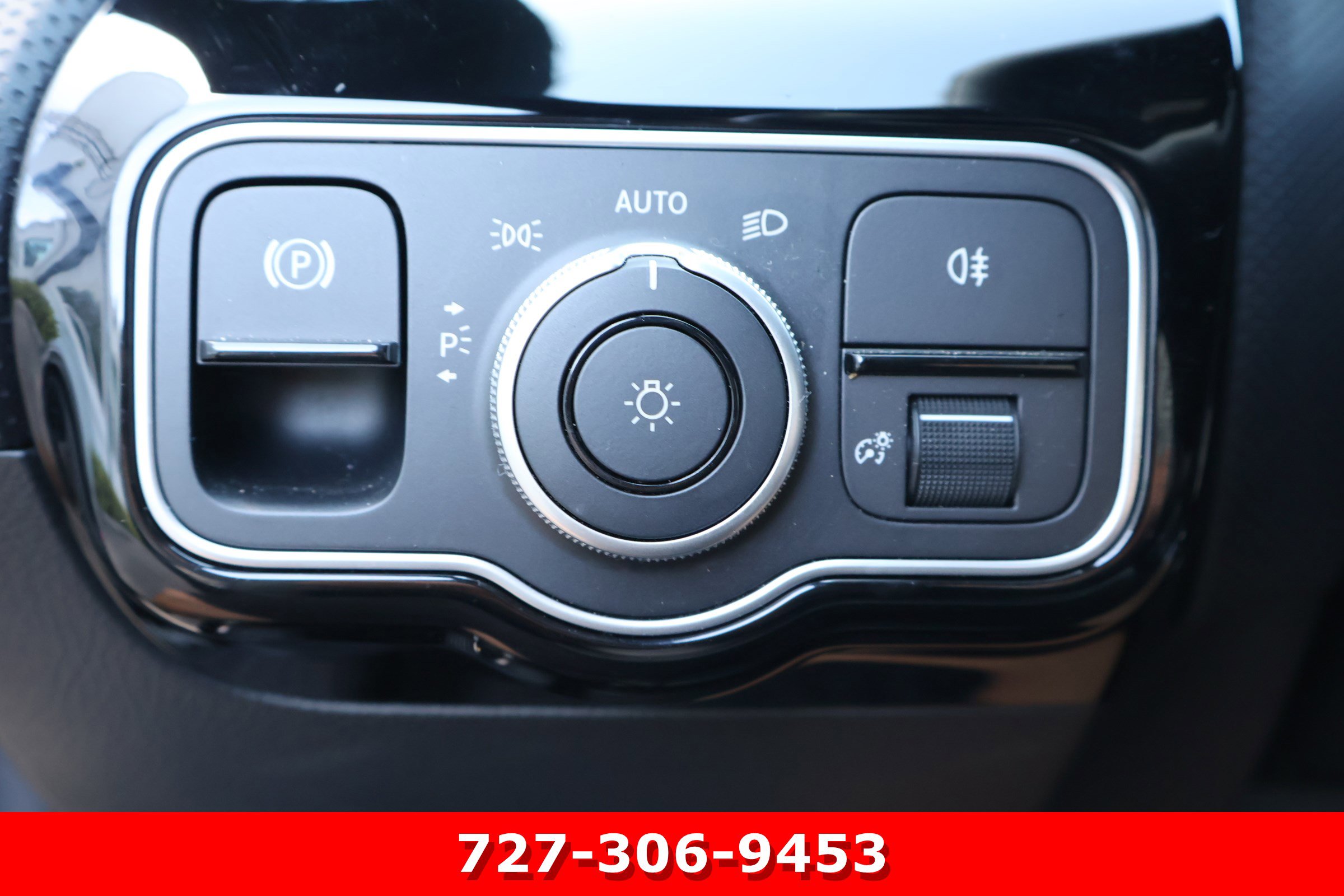 Certified 2025 Mercedes-Benz CLA 250 4MATIC image 25