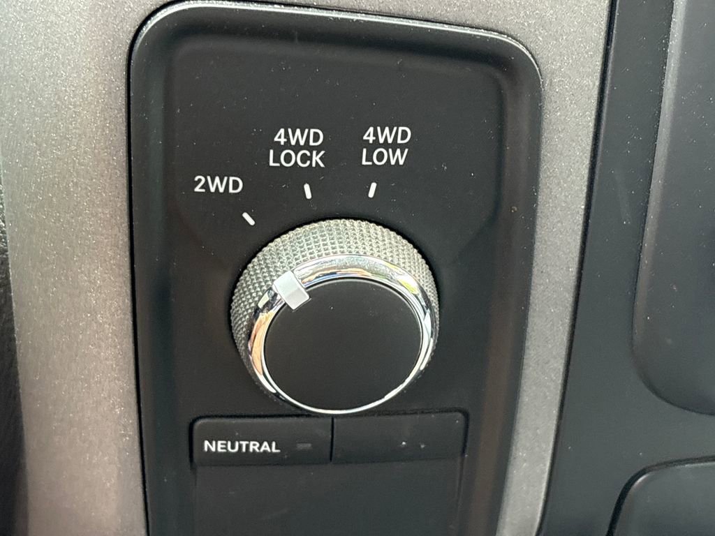 Used 2013 RAM 1500 Express AWD/4WD image 16