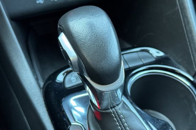 Used 2024 Buick Encore GX Preferred FWD image 32