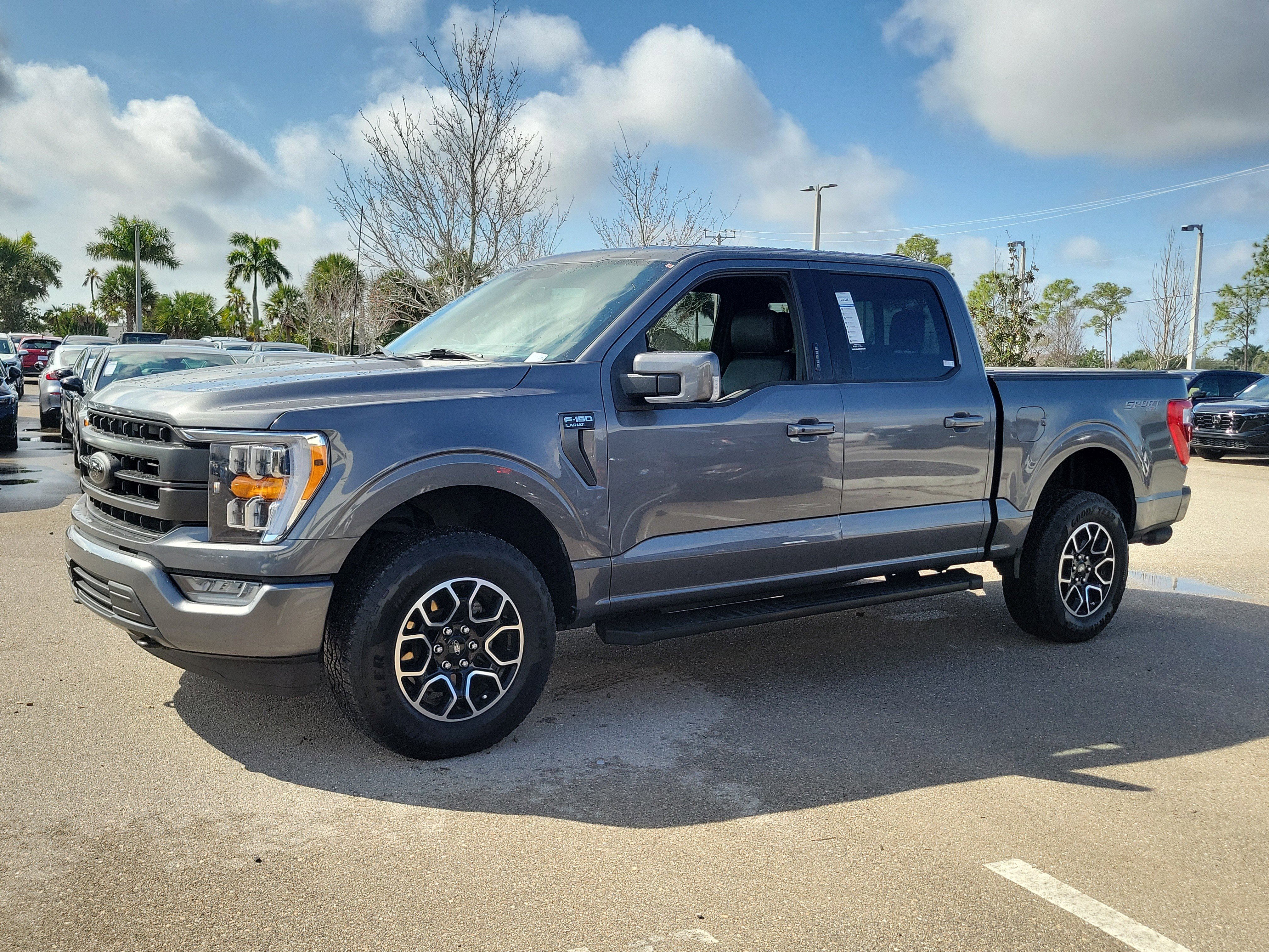 Used 2022 Ford F150 Lariat image 7