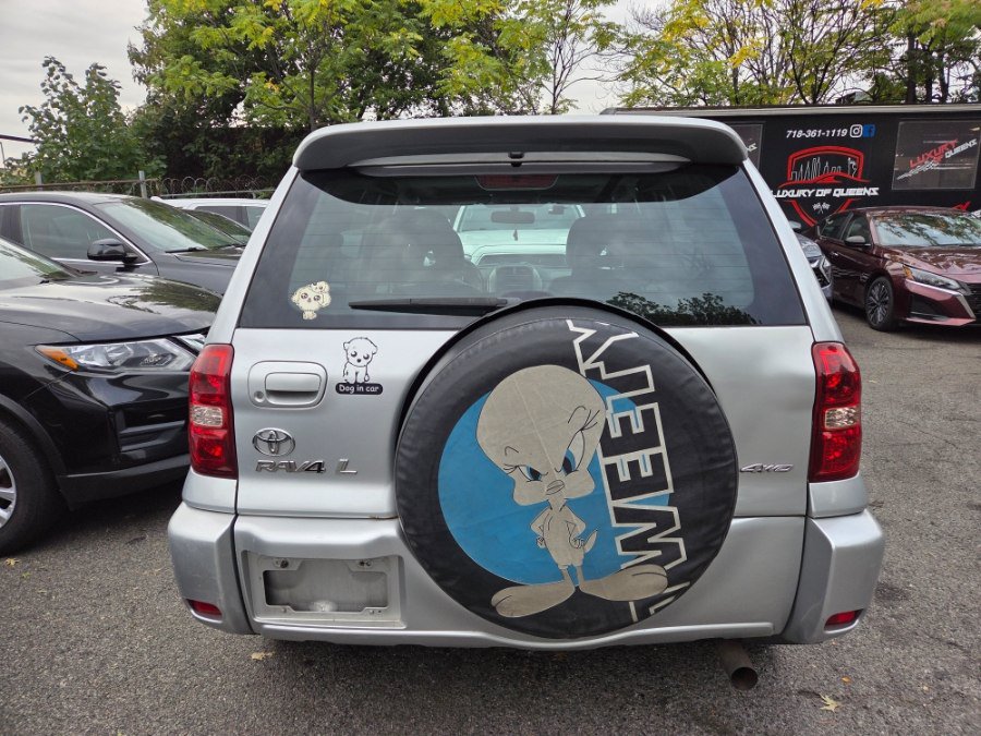 Used 2005 Toyota RAV4 4WD image 13