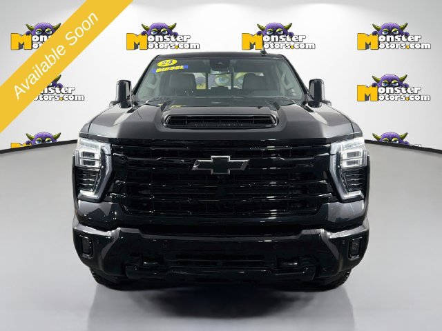 Used 2024 Chevrolet Silverado 2500 LTZ w/ LTZ Plus Package AWD/4WD image 2