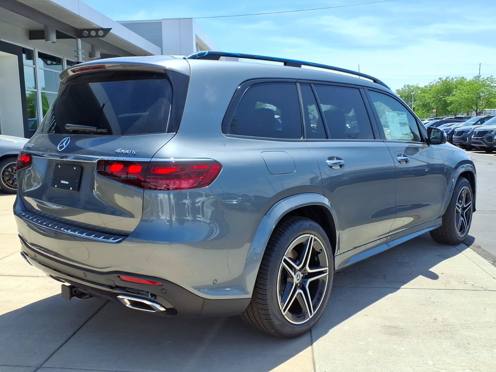 New 2026 Mercedes-Benz GLS 450 4MATIC image 10