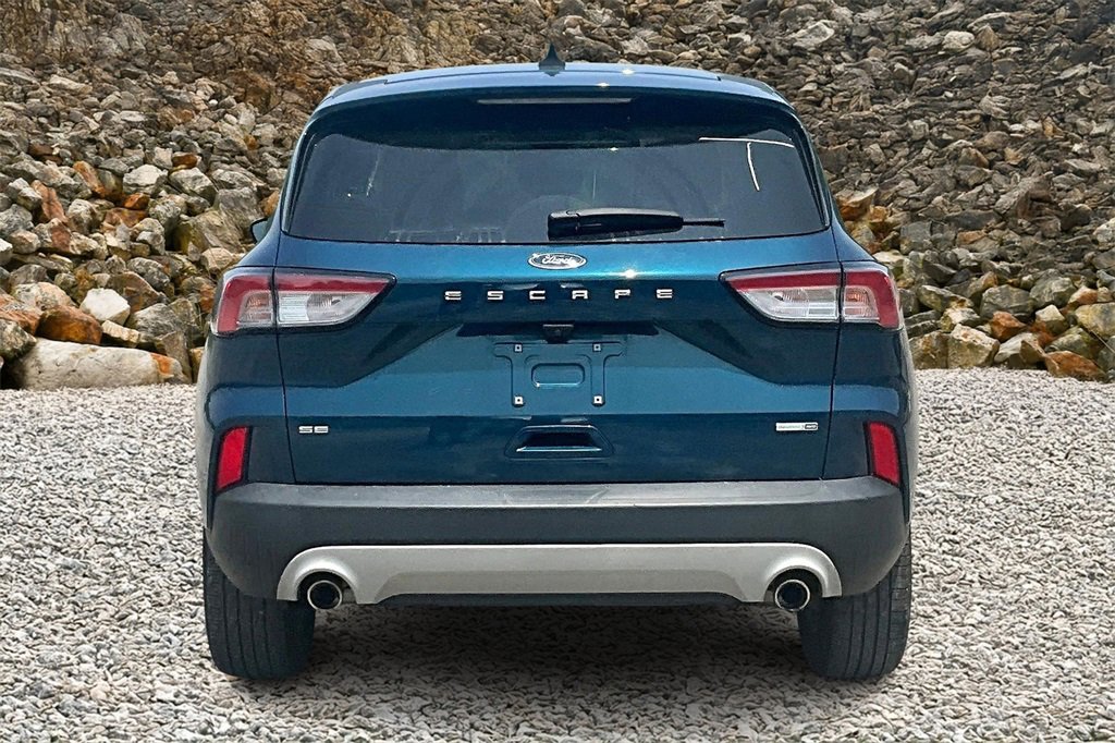 Used 2020 Ford Escape SE image 4