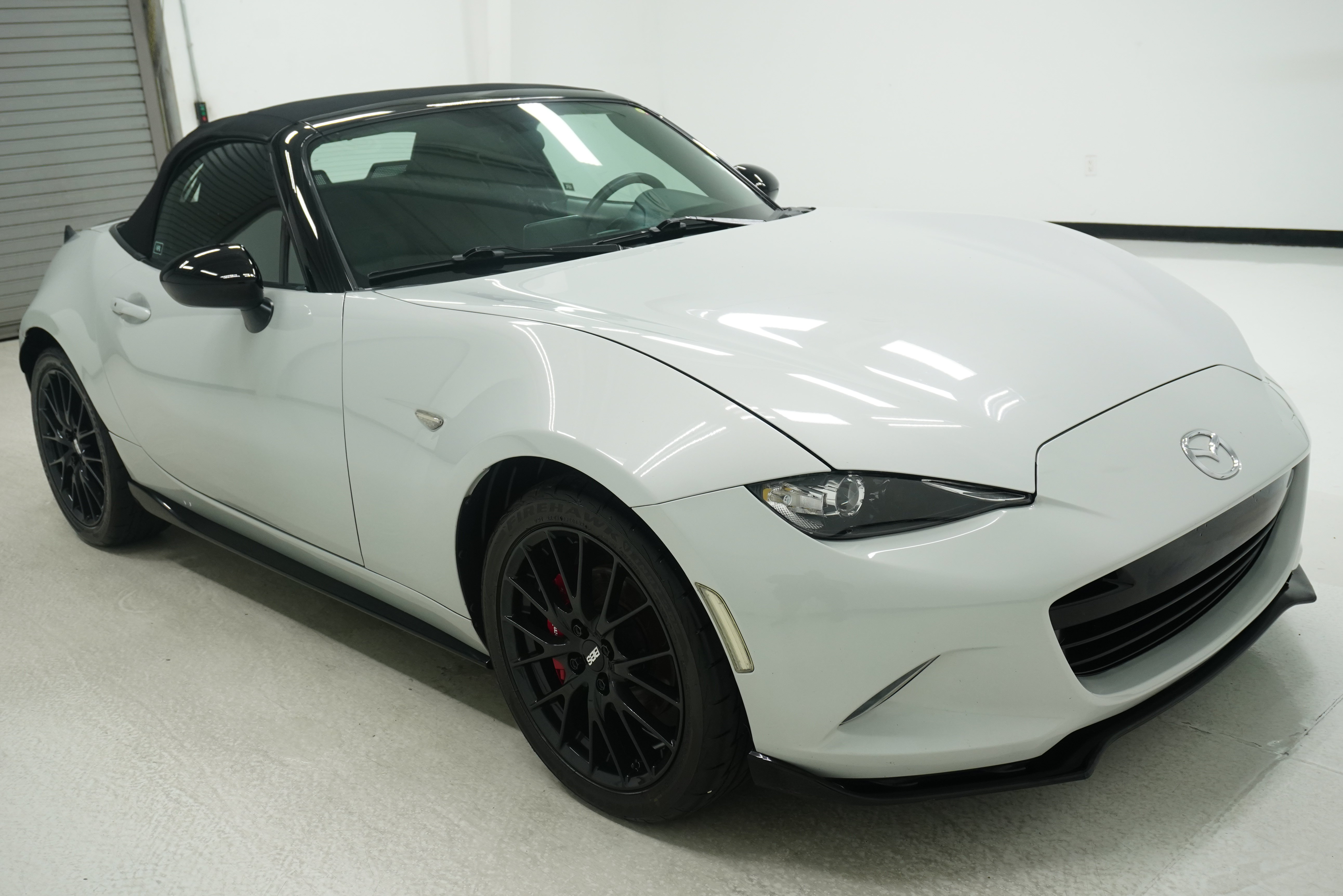 Used 2016 MAZDA MX-5 Miata Club w/ Brembo/BBS Package RWD image 3