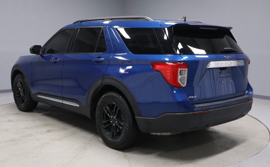 Certified 2022 Ford Explorer XLT image 9