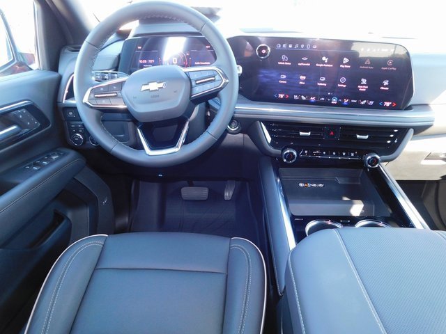 New 2025 Chevrolet Suburban Premier image 18