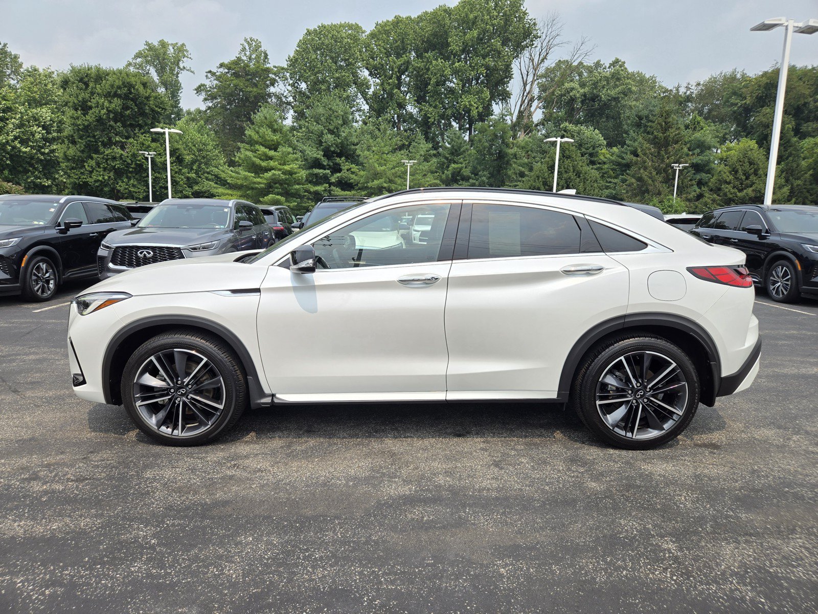 Certified 2025 INFINITI QX55 Essential AWD/4WD image 5