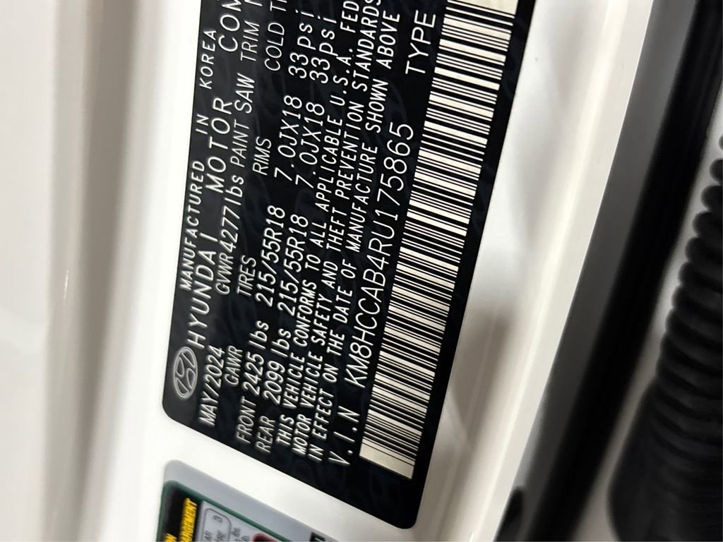 Used 2024 Hyundai Kona SEL w/ Convenience Package image 16