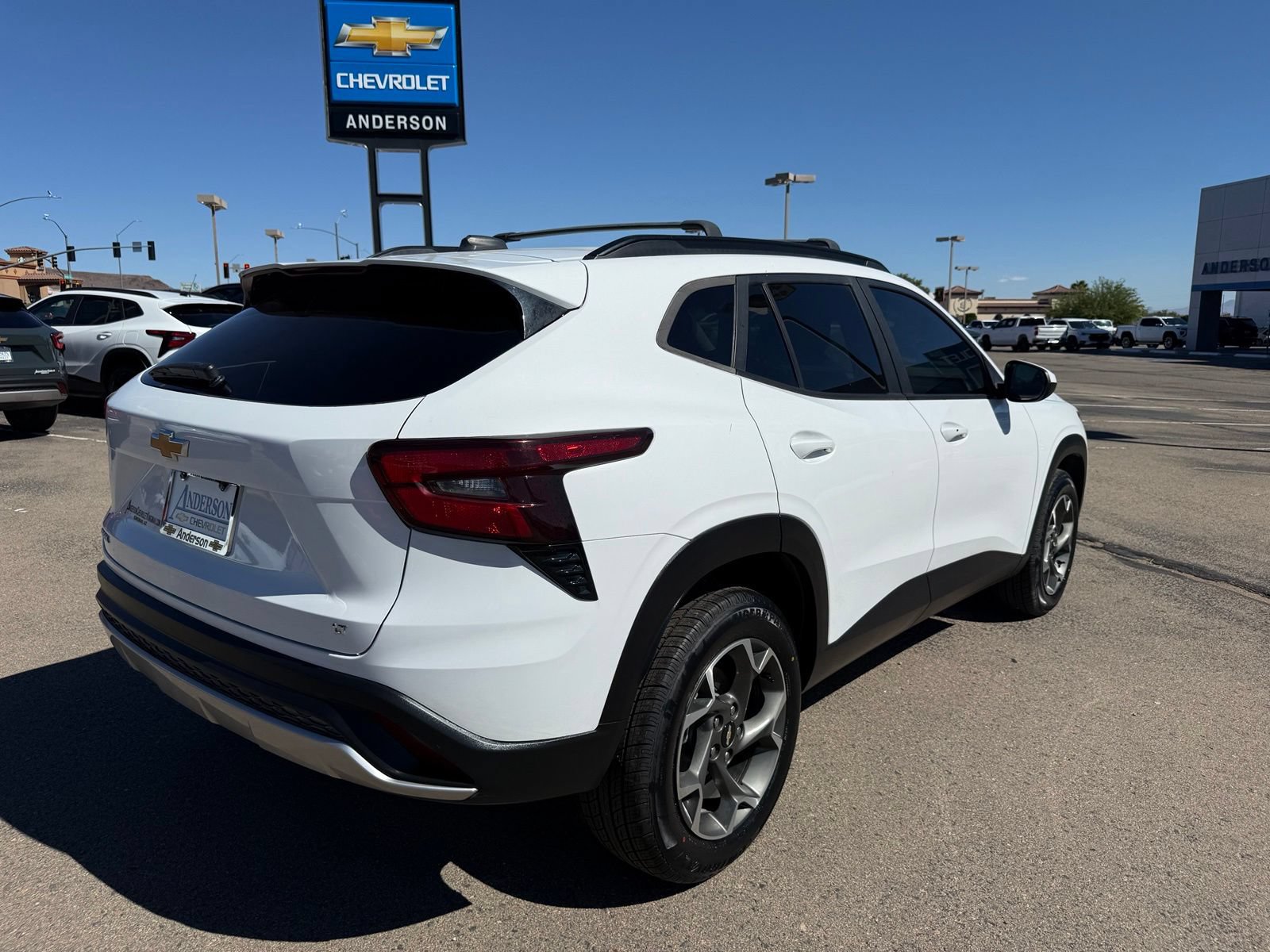 Used 2024 Chevrolet Trax LT w/ Driver Confidence Package FWD image 5