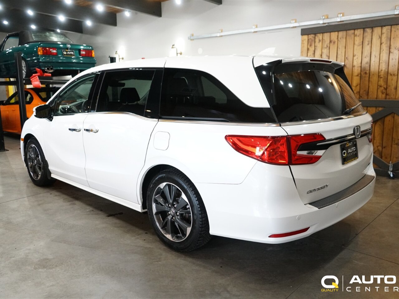 Used 2023 Honda Odyssey Touring image 6