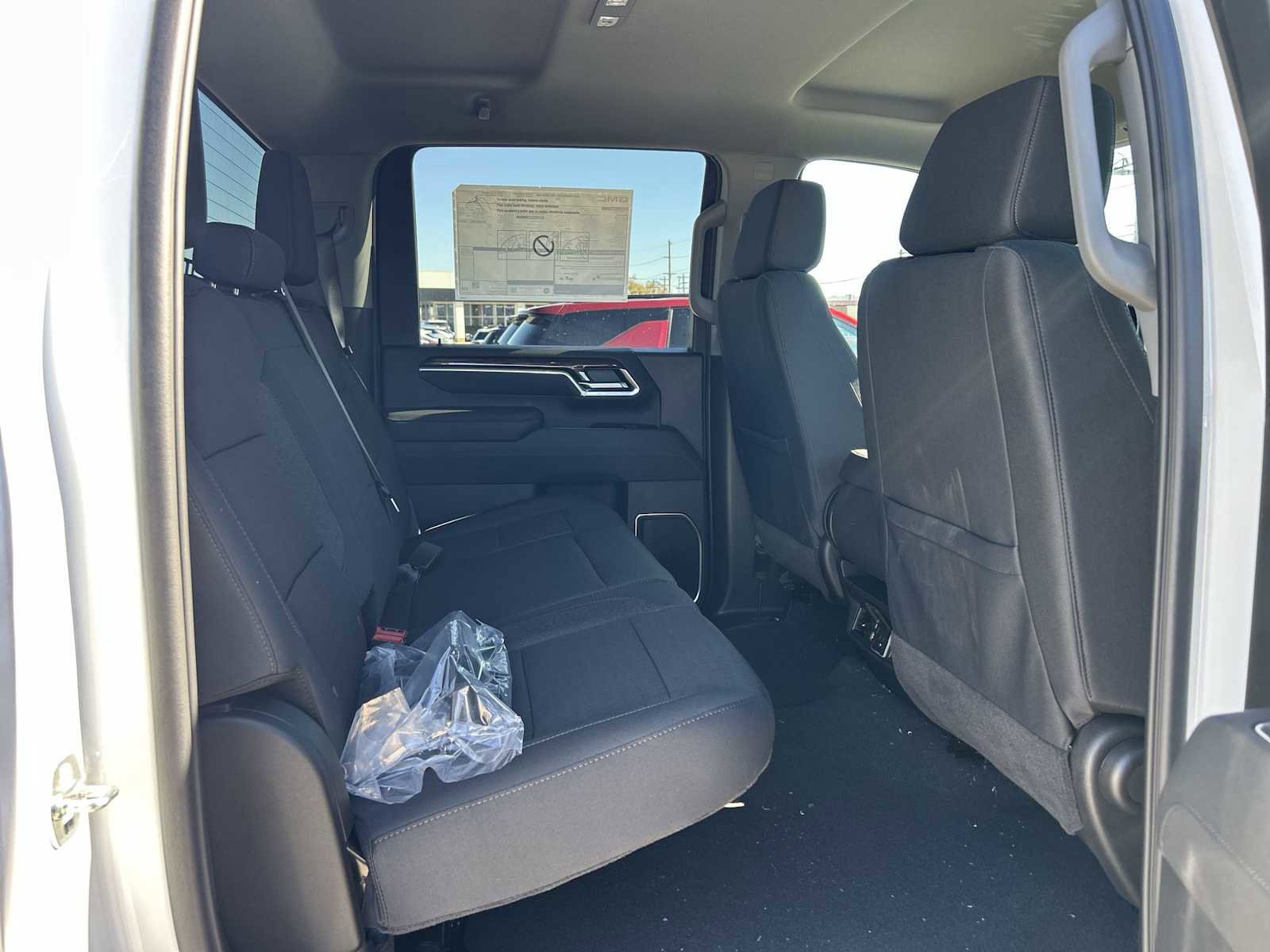 New 2026 GMC Sierra 2500 SLE image 26