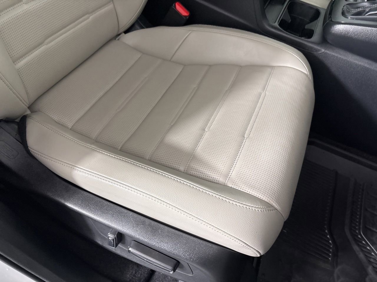 Used 2024 Honda CR-V EX-L image 29