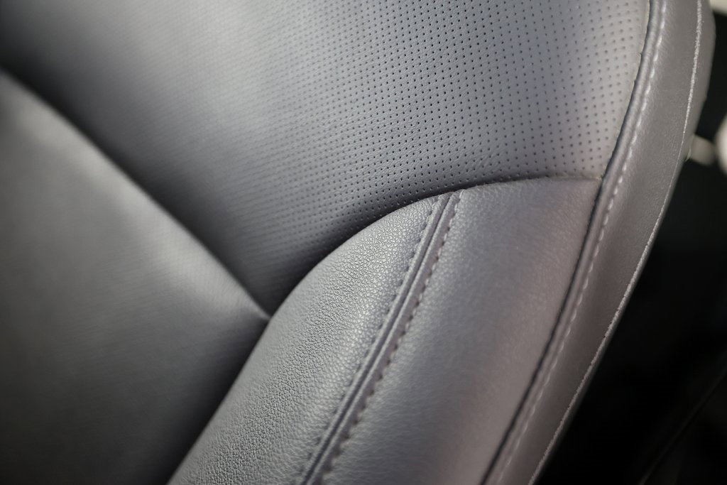 Used 2025 Chevrolet Silverado 3500 LTZ image 34