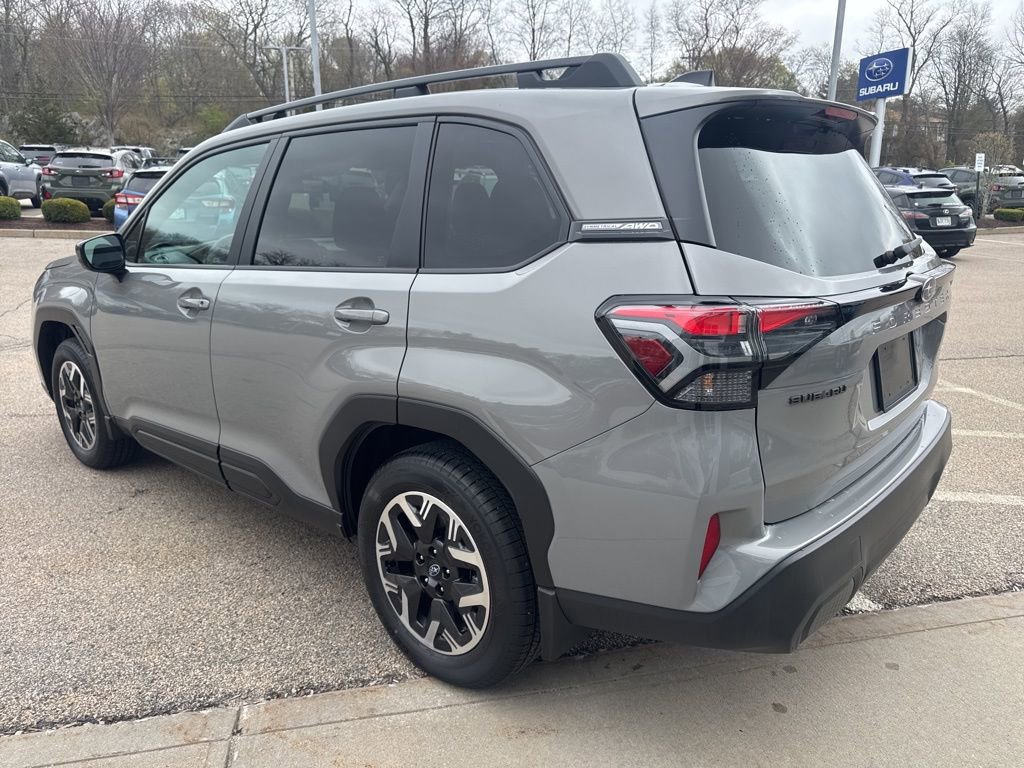 Used 2026 Subaru Forester Premium image 4
