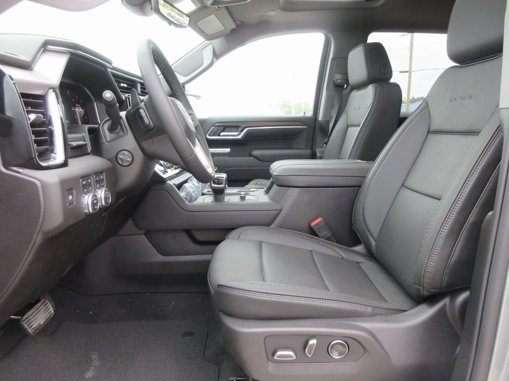 New 2026 GMC Sierra 1500 Denali w/ Denali Reserve Package image 16