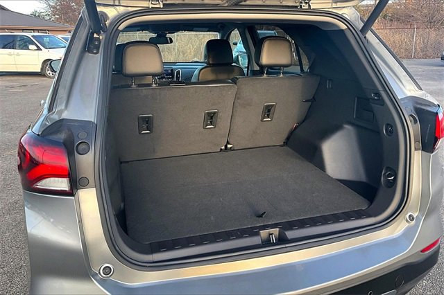 Used 2024 Chevrolet Equinox Premier image 36