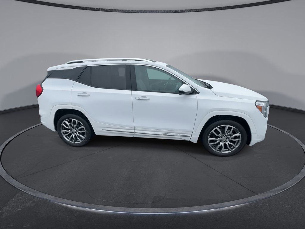 Certified 2022 GMC Terrain Denali image 9