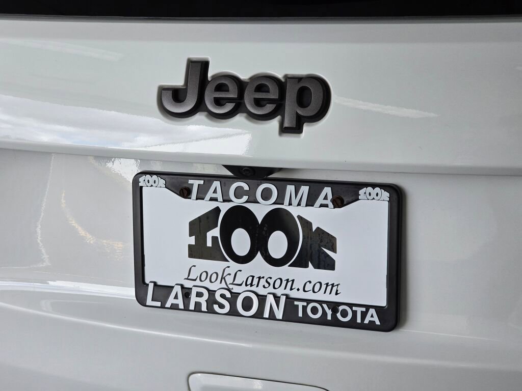 Used 2020 Jeep Grand Cherokee Limited X image 15