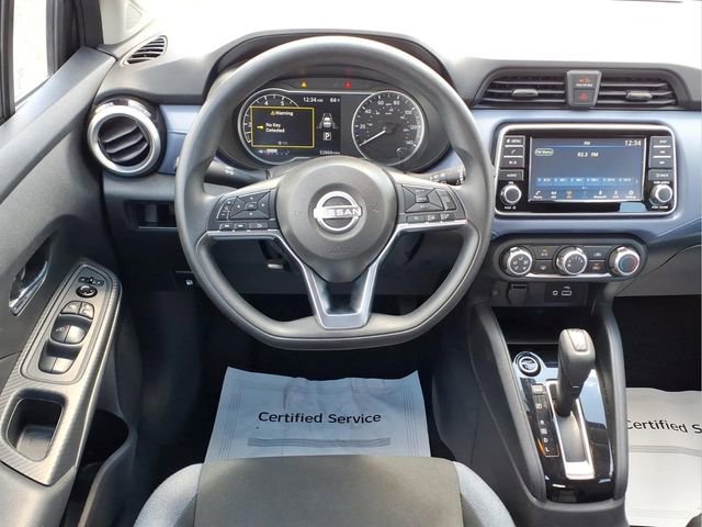 Used 2024 Nissan Versa SV FWD image 4