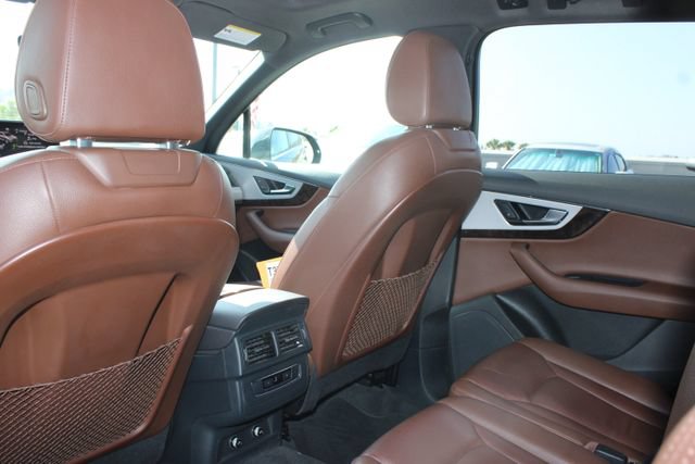 Used 2019 Audi Q7 2.0T Premium w/ Convenience Package AWD/4WD image 9